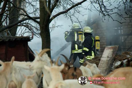 Einsatzfotos FFw Parchim - Brand in Spornitz